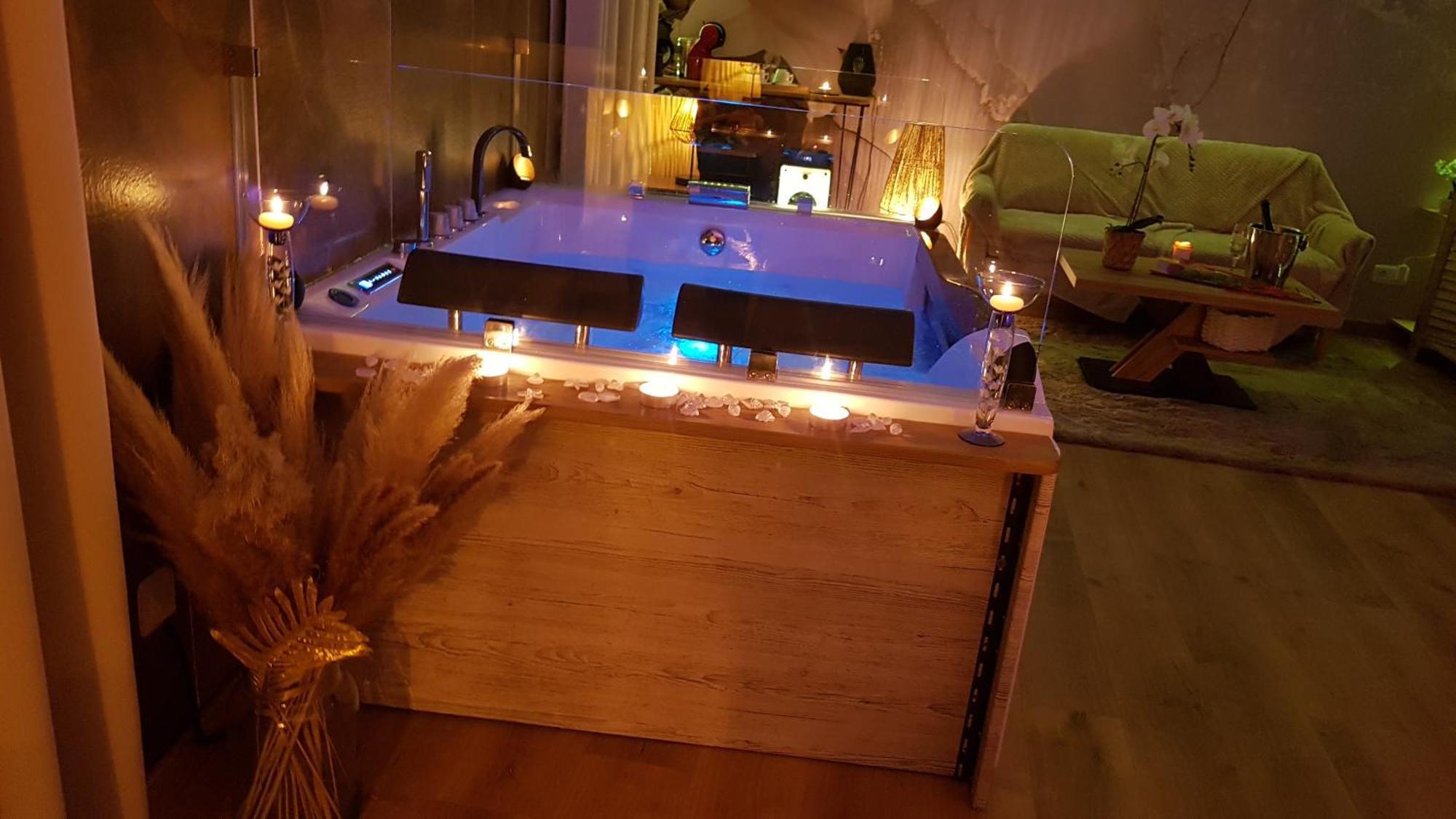 Love Room Jaccuzi Puisserguier Esterno foto